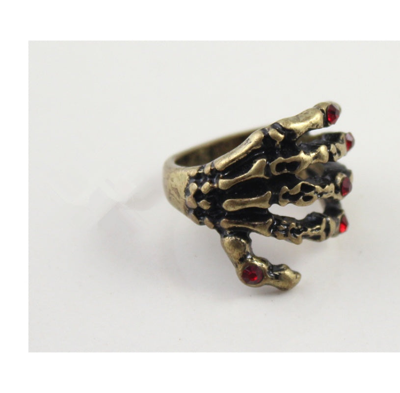 Skeleton Hand Ring With Flash Diamond Alloy Accent Retro Gold Tone Punk Fashion Jewelry Statement Ring For Men