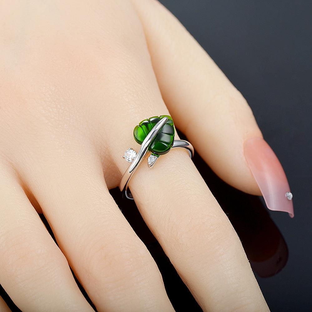 Temperament Heart Shaped Leaf Ring For Women Gold Plated Jewelry Elegant Accessory Rose Gold Jade Inlay Design