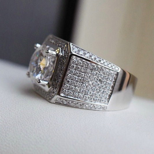 Men's Domineering Diamond Ring Full Diamond Micro Inlay Fashion Ring European and American Ring New Men's Ring Picture Color Jewelry Plating Ring