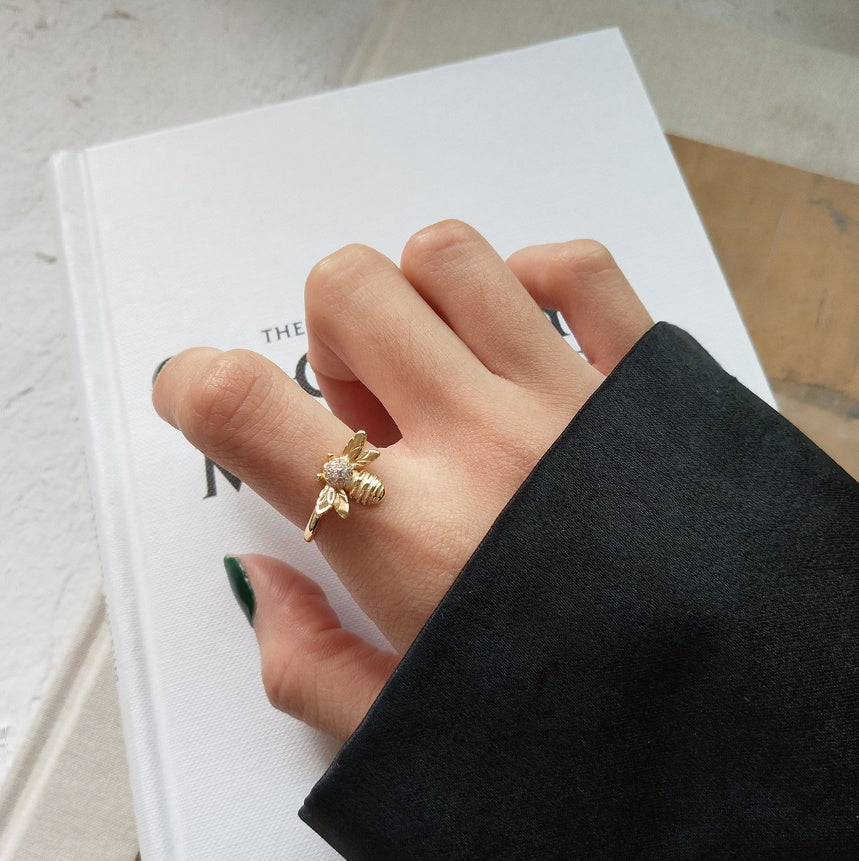 Sterling Silver Bee Ring Adjustable Open Band Insect Jewelry Vintage Style For Women Girls Delicate Collection