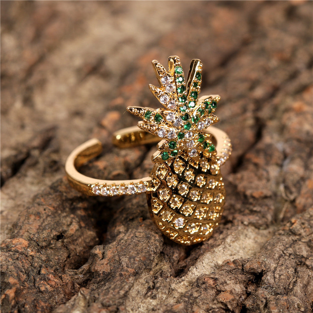 Micro-set crystal diamond pineapple ring