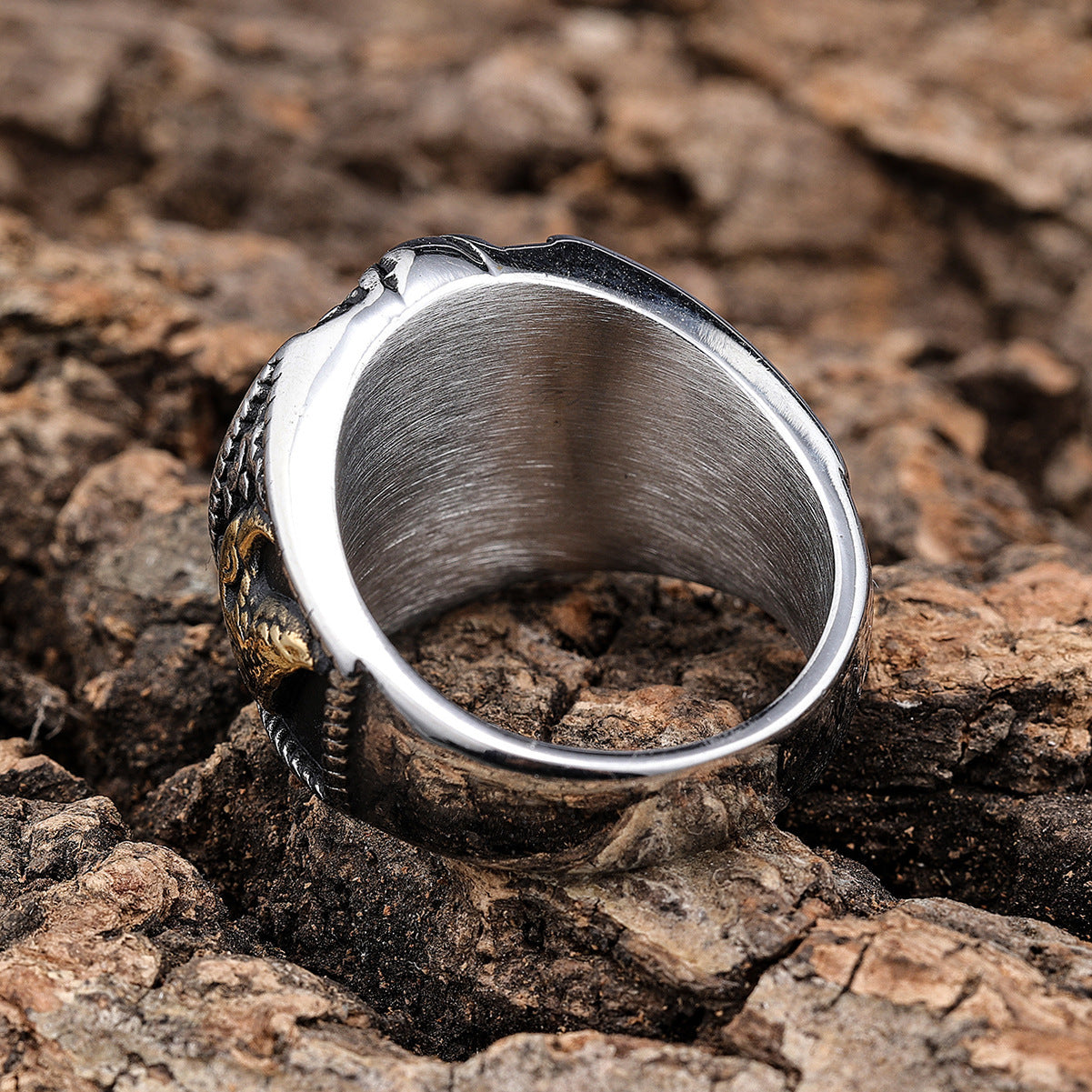 Domineering Personality Fashion Motorcycle Wind Retro Ring