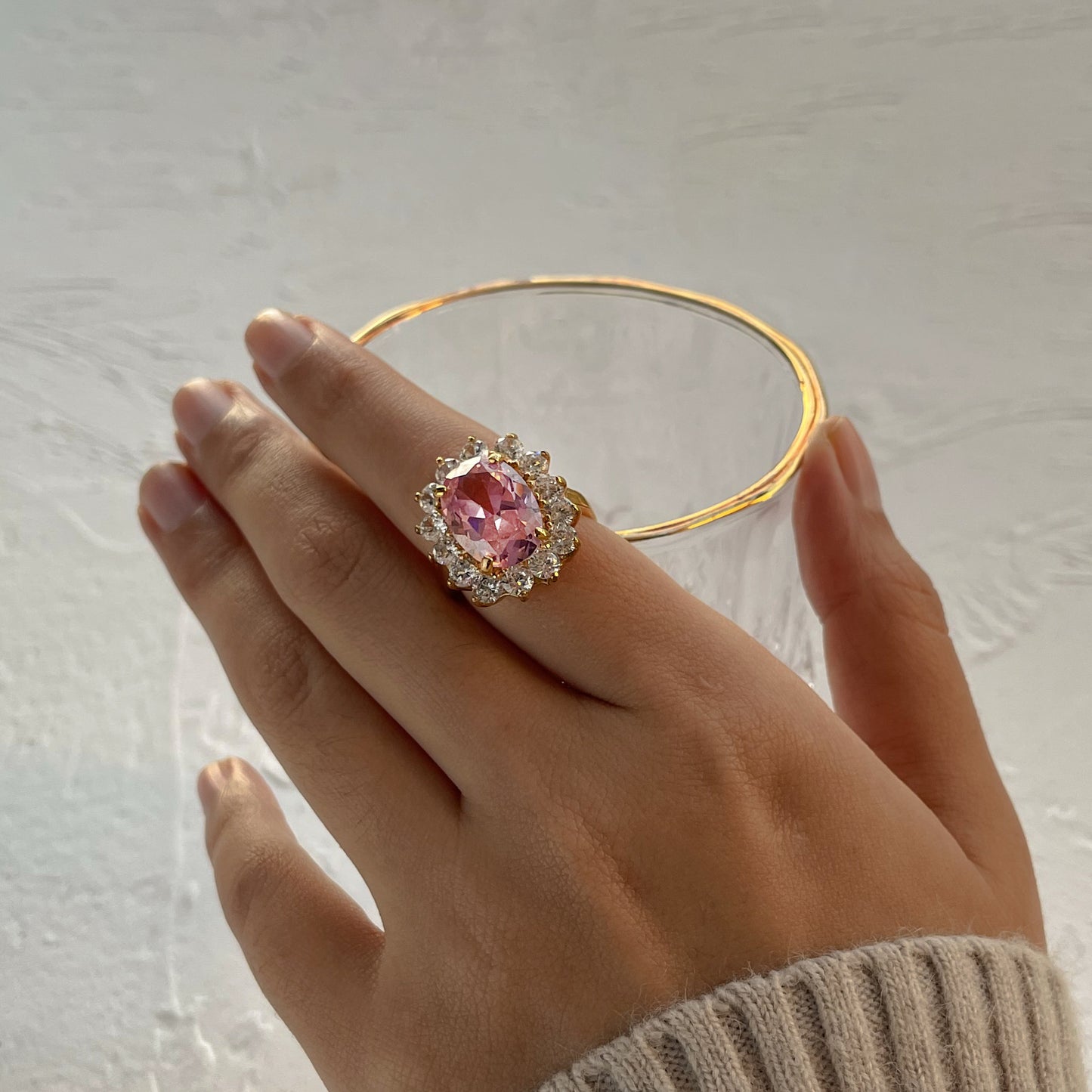 Women's 18K Gold Stainless Steel Ring Love Band Fashion Jewelry Statement Ring for Her Elegant Gift Idea Stainless Steel Love Ring