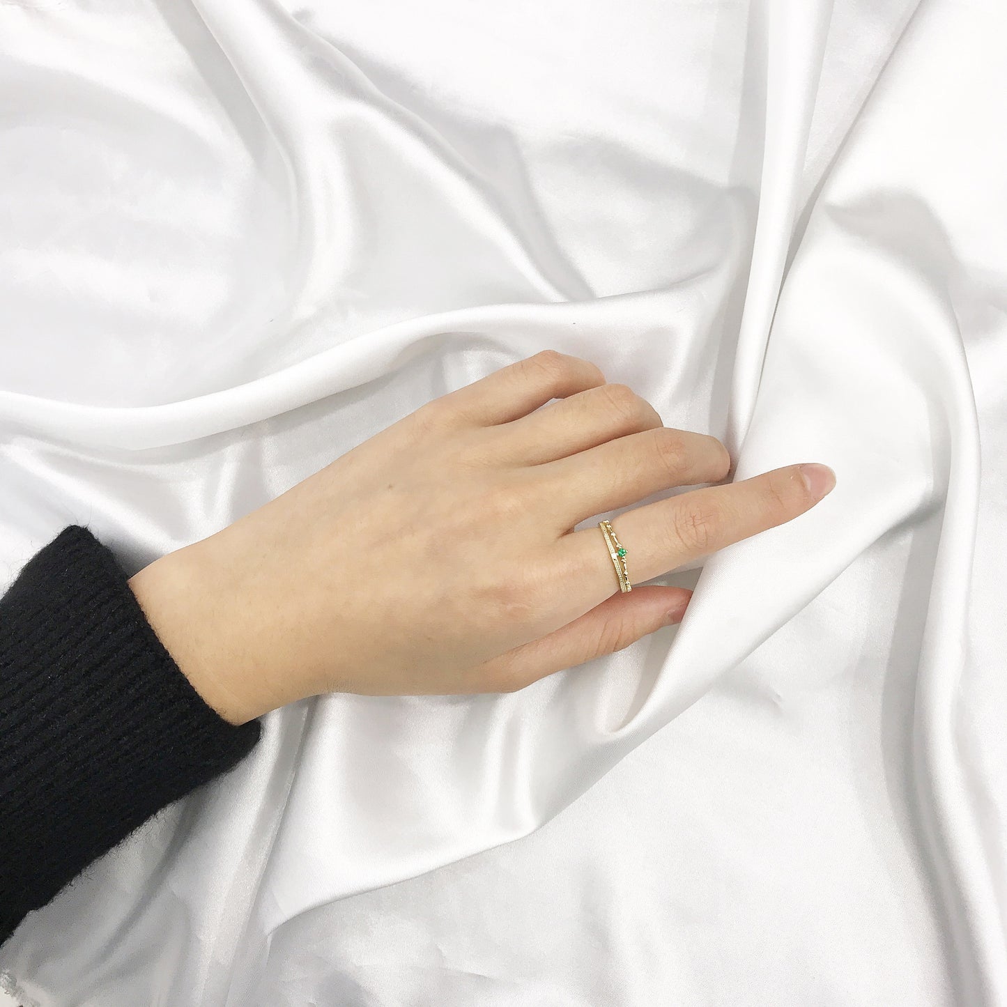 Emerald Green Ring For Women Silver Inlay Geometric Vintage Style Jewelry For Anniversary Gift Engagement Ring