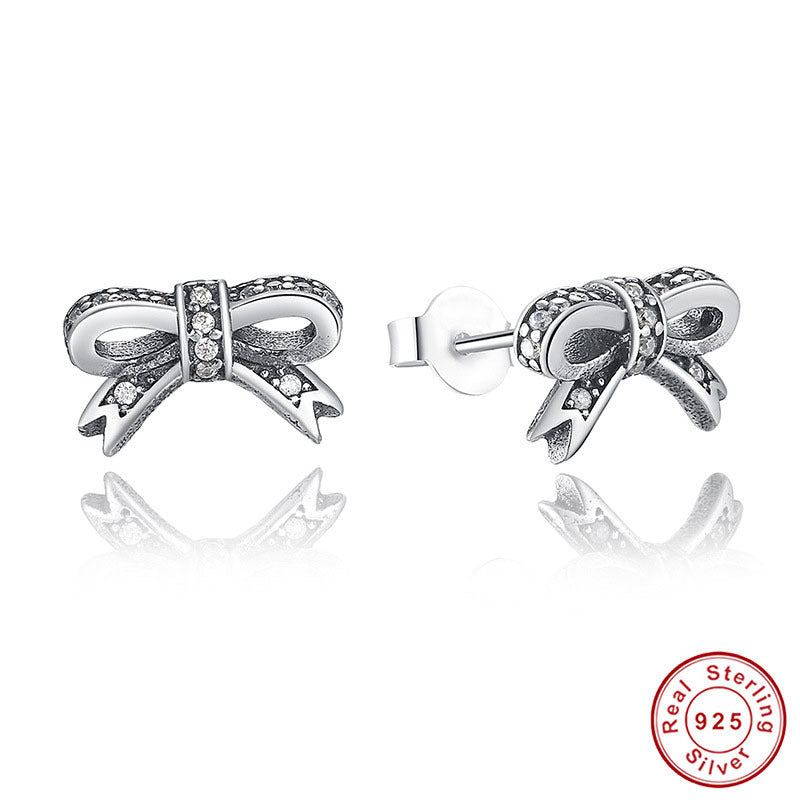 Bowknot Diamond Ring In Sterling Silver Alloy With Inlaid Gemstones Unisex Fashion Jewelry Gift For Occasions