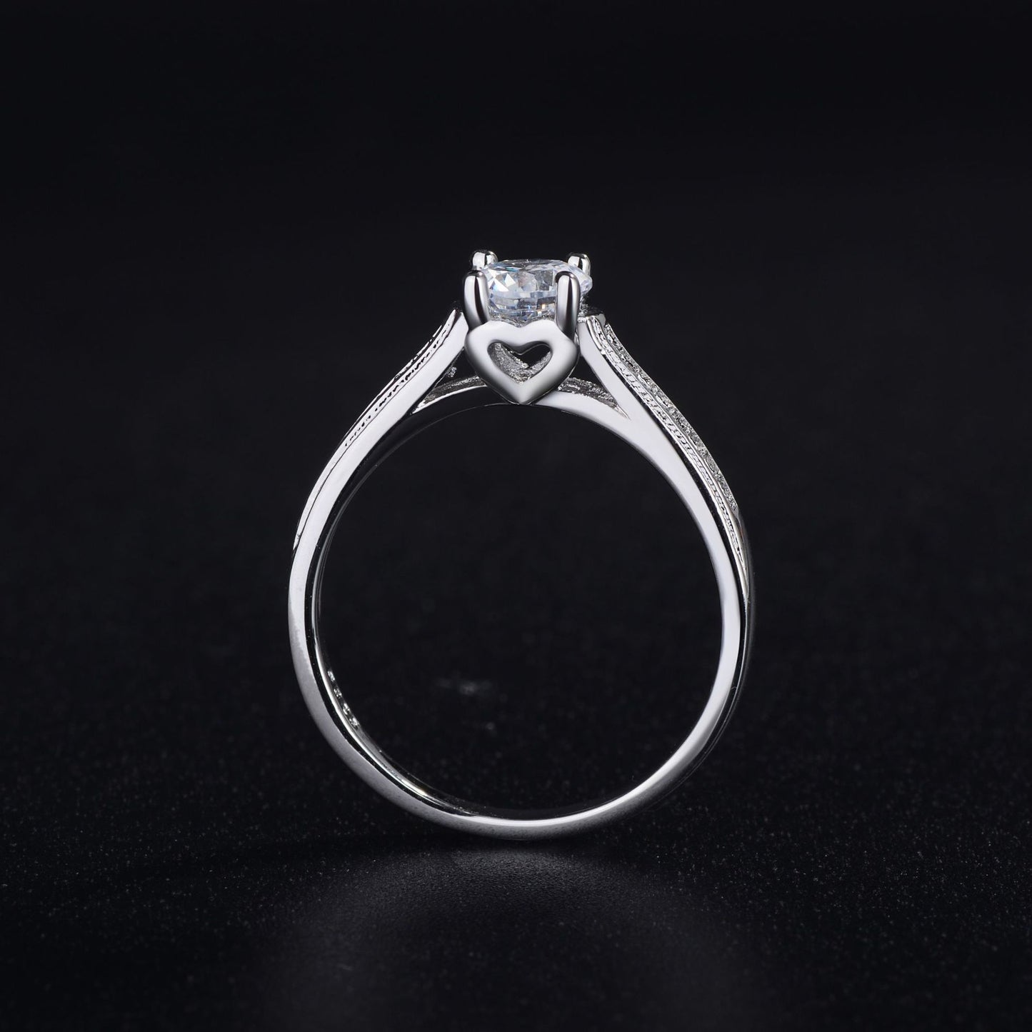 Elegant White Gold Ring 3mm Polished Metal Band Comfort Fit for Daily Wear and Special Occasions Timeless Design