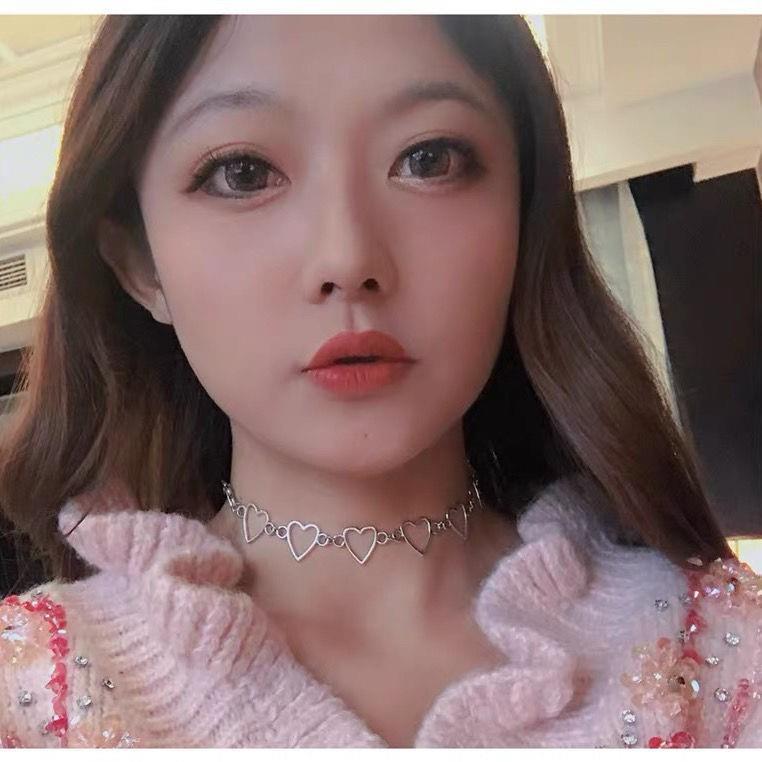 Mother Of Pearl Necklace With Alloy Chain Elegant Pendant And Sparkling Gems Individually Packed Jewelry Gift Gems