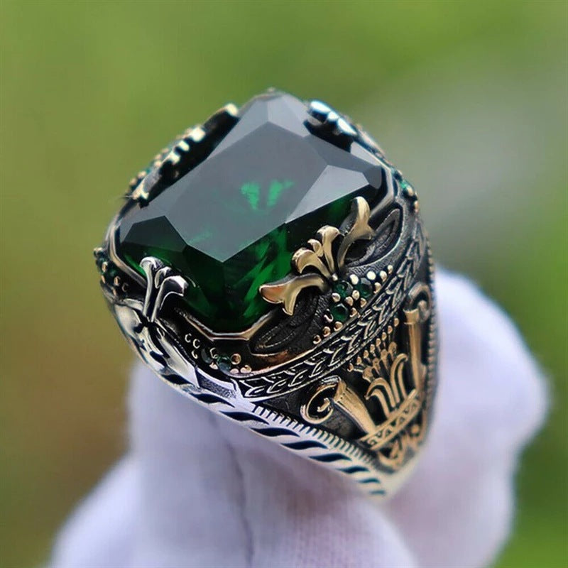 Mens Copper Ring With Emerald Gemstone Inlaid Retro Design Jewelry For Men Durable Luxury Accessory High Quality
