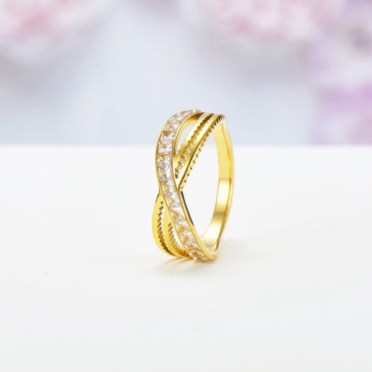 Titanium Steel Ring With Geometric Crux Diamond Accent Gold Plated Water Ripple Fashion Jewelry Elegant Design