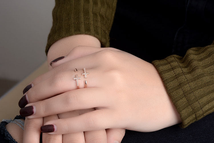 Womens Copper Ring Double Cross Diamond Geometric Finger Ring Korean Fashion Sparkly Jewelry Anniversary Gifts