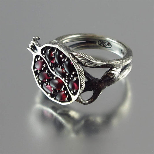 Red garnet ring