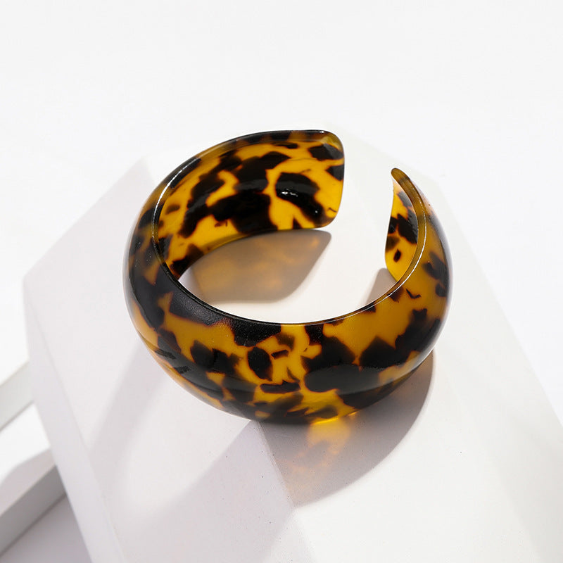 Acetate Bangle Bracelet Round Leopard Print Lightweight Jewelry For Women And Girls Everyday Size 3 Cm For Fit