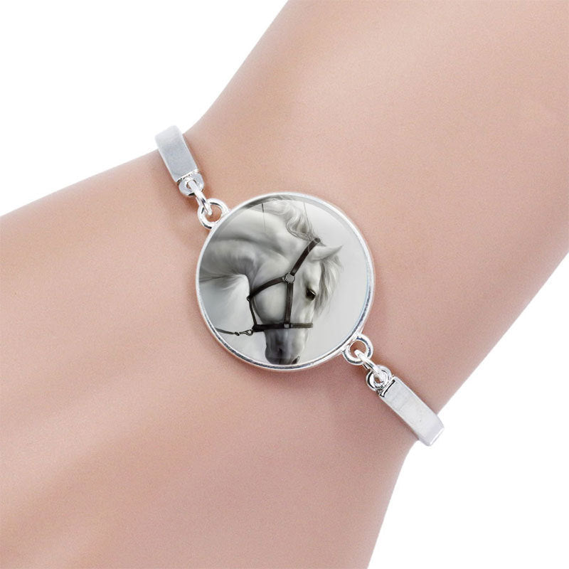 Unisex Horse Bracelet Electroplated Alloy Zodiac Design Jewelry Gift For Promotions Versatile Gift Accessory UK
