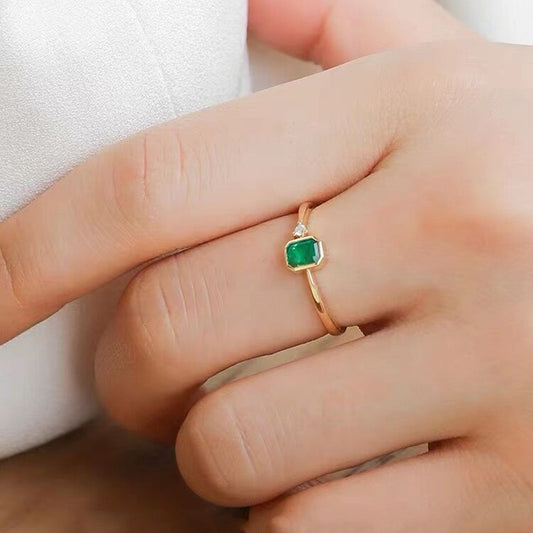 Vintage Emerald Ring For Women I Special Interest Design Copper Gold Plated Gemstone Inlay With Elegant Setting