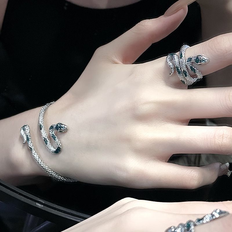 Womens Enamel Snake Ring Open Band Serpent Alloy Jewelry Electroplate Fashion Ring Statement Accessory For Her