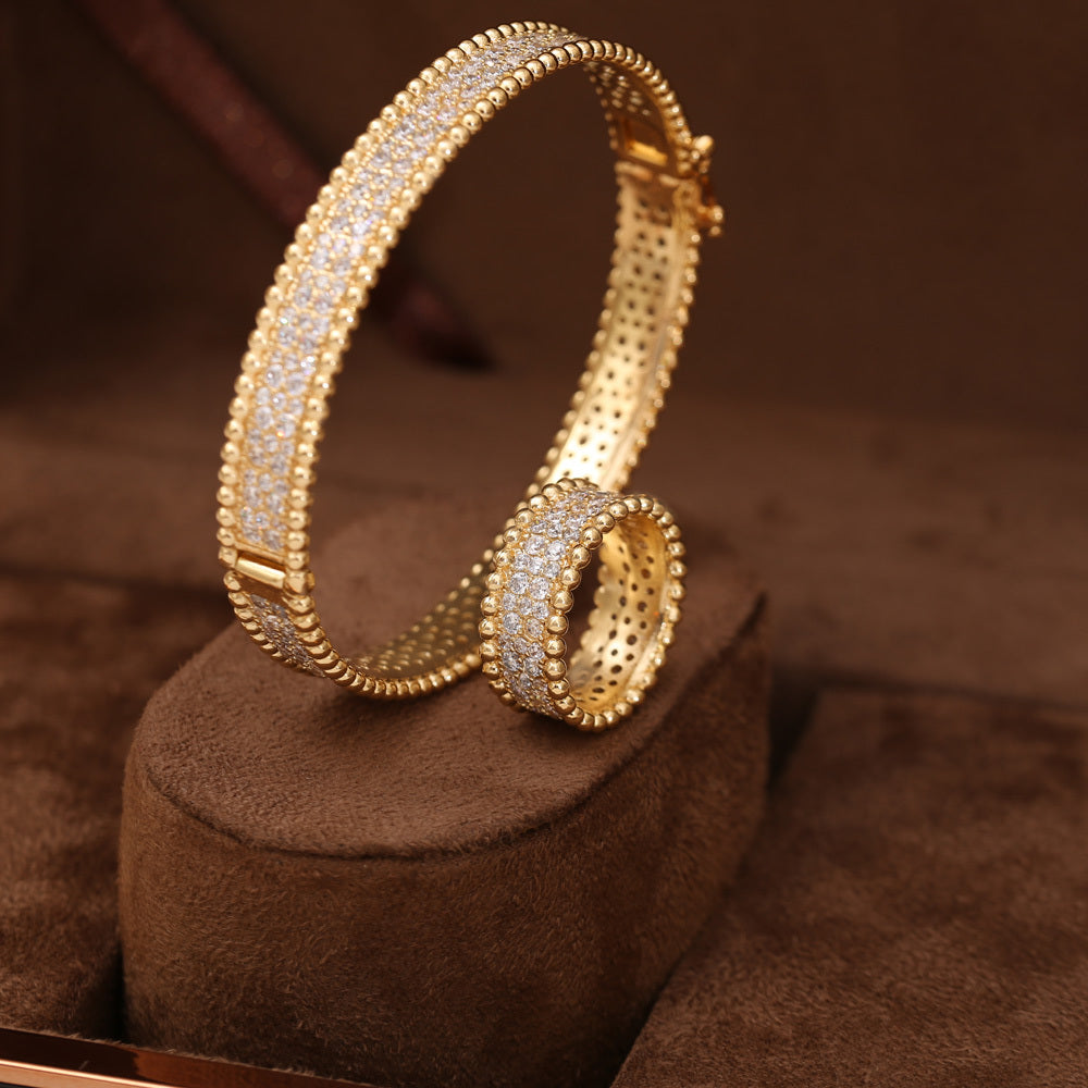 Star Cubic Zirconia Bracelet In Gold Or White Gold Finish