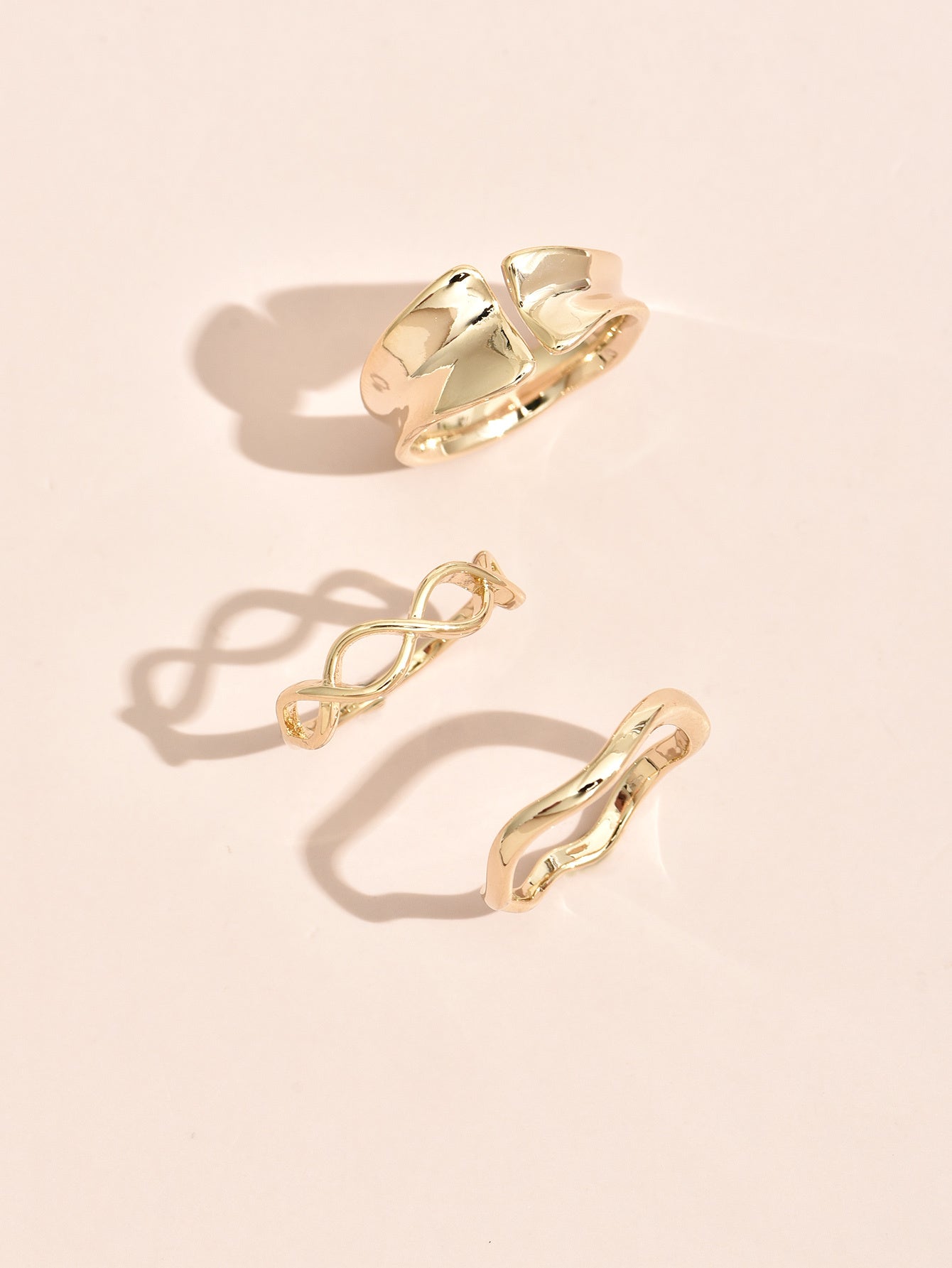 Womens Fashion Rings Set Geometric Wave Hollow Zinc Alloy Rings For Women Holiday Gift Korean Style Ideal Gift