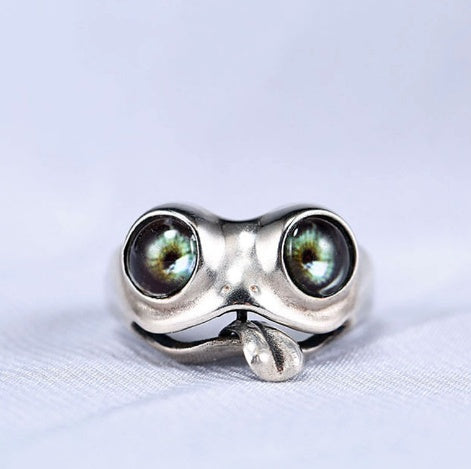 Big Eyed Frog Ring Adjustable Alloy Animal Jewelry Eye Catching Accessory For Women And Girls Elegant Daily Wear