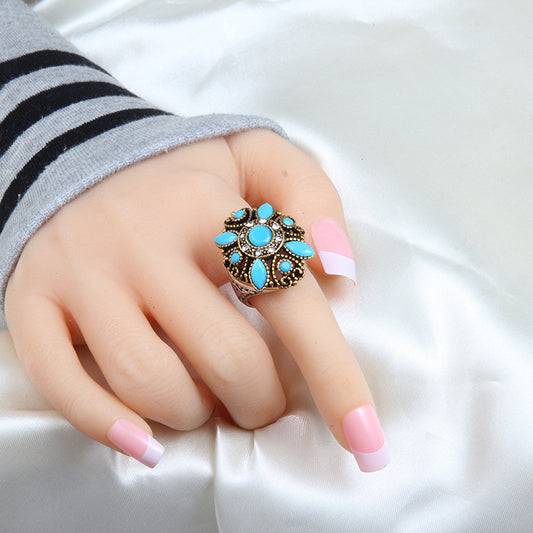 Gold Plated Openwork Crown Ring With Alloy Inlaid Gems And Electroplated Finish For Women Jewelry Elegant Crown Ring