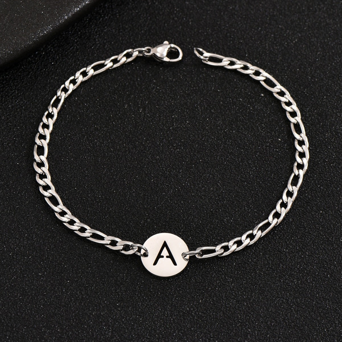 Titanium Steel Initial Letter Bracelet Electroplated Geometric Design 20cm Chain Length Bracelet Gift for Women