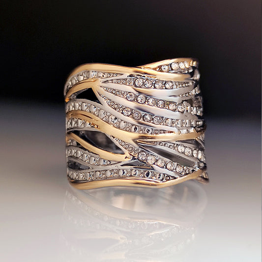 Womens Alloy Rhinestone Ring Simple Geometric Design Electroplated Finish Everyday Wear Jewelry For Daily Style