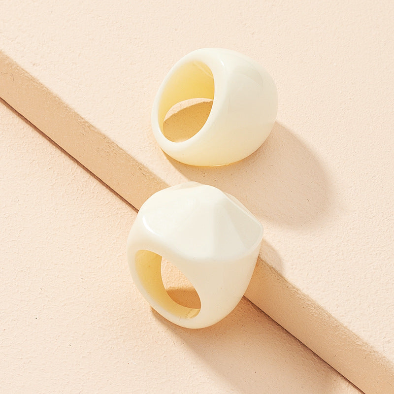 Unisex Acrylic Ring Set Bold Resin Jewelry Exaggerated Drop Shape Rings Haze Blue And Emerald Green Statement Accessory