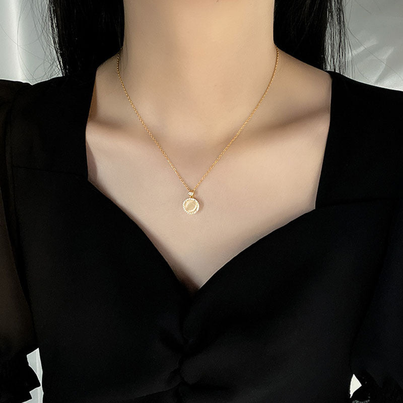 Womens Cat Eye Pendant Necklace Clavicle Chain Titanium Steel Electroplated Geometric Elegant Korean Style Lx