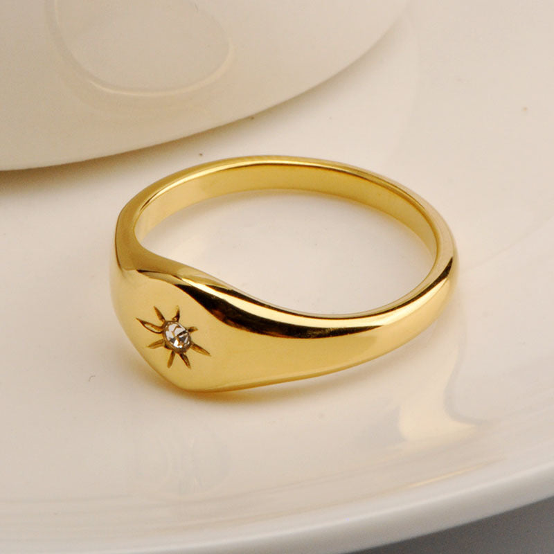 Stainless Steel Ring With Five Pointed Star Three Dimensional Design Unisex Gold Tone Jewelry Ring Elegant Gift Idea