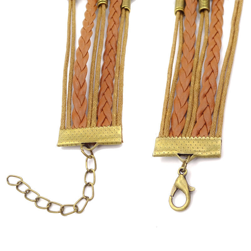 Horse Themed Bracelet with Glass Gem Pendant Die Cast Alloy Elegant Charm Jewelry Length 17cm Plus 5cm Extension