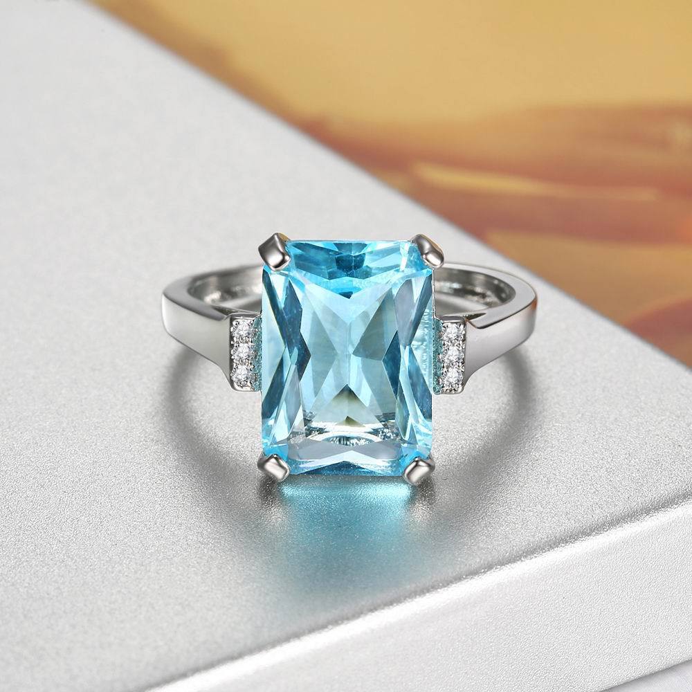 Sea Blue Zircon Rings for Women Elegant Fashion Jewelry Sparkling Statement Gift Versatile Everyday Wear Gifts