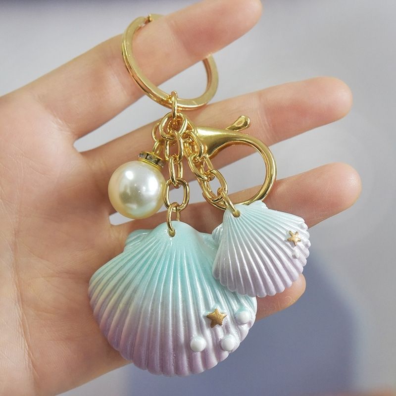 Pearl Shell Keychain Acrylic Ornament Modern Keyring For Keys And Bags Decorative Accessory Elegant Charm Item