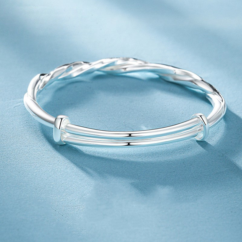 Women Mobius Ring Bracelet Electroplated Silver Tone Asymmetrical Design Symbolizing Intertwined Love Fashion Bangle