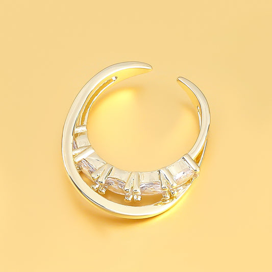 Womens Diamond Rhinestone Cross Ring Copper Micro Pave Geometric Gold Jewelry Fashion Ring Gift for Her Timeless Piece