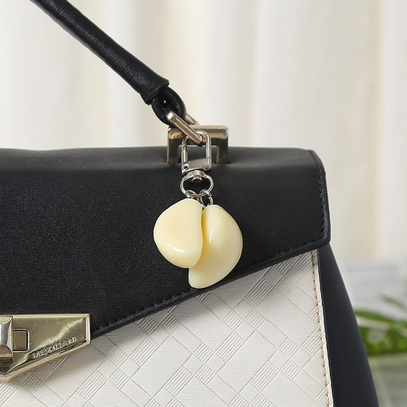 Garlic Shaped Keychain Buckle Novelty Keyring Durable Stylish Accessory For Keys Perfect Gift For Key Lovers Use