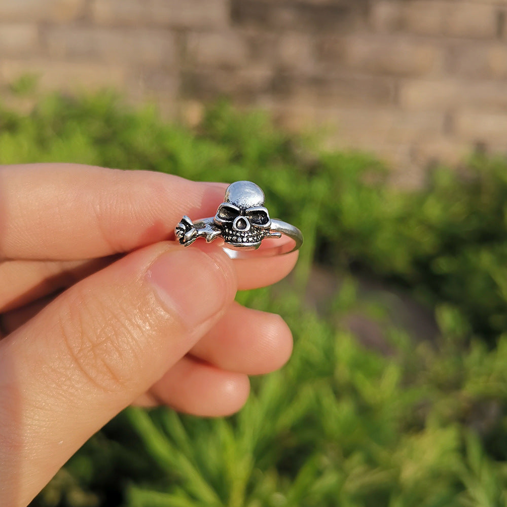 Unisex Vintage Ring Dark Silver Alloy with Heart Skull Flower and Geometric Animal Elements Anniversary Wedding