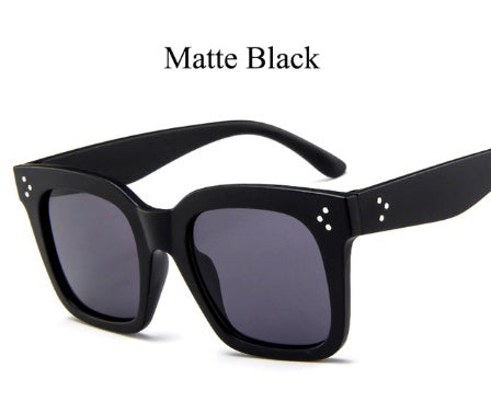 Reflective Sunglasses Lightweight PC Frame Nonpolarized AC Lenses For Women Men Black Gray Korean Fashion Line