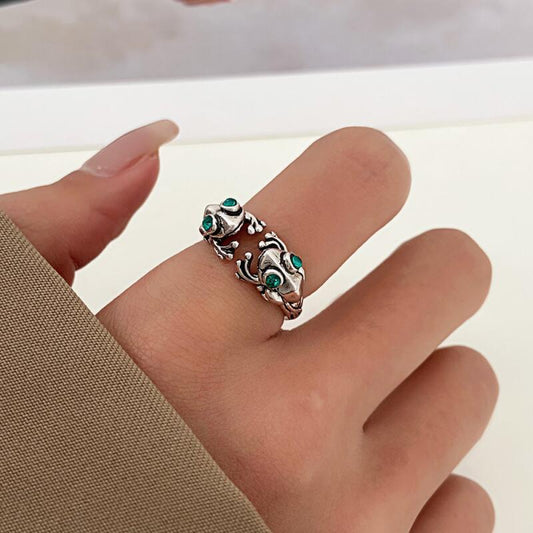 Frog Ring Personalized Acrylic Jewelry Statement Ring Fashionable Animal Accessory for European American Style