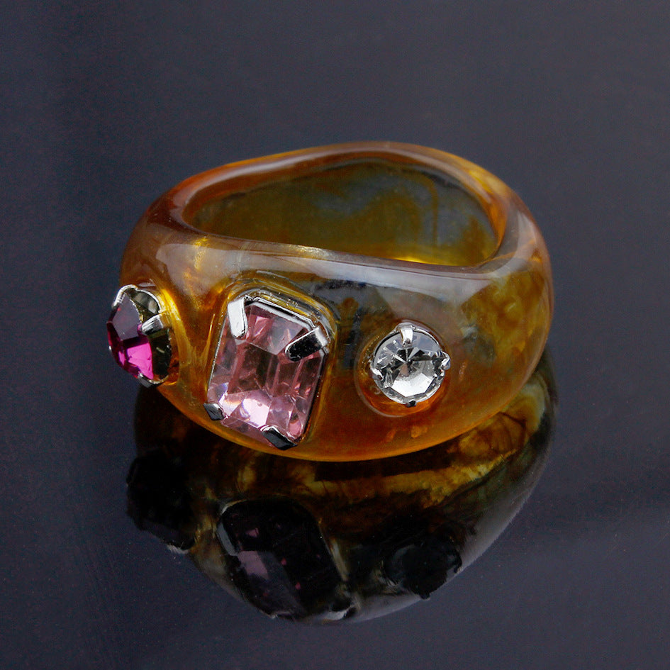 Vintage Star Rings Set for Women Alloy Inlaid Gem Rings Electroplated Candy Colored Jewelry Six Piece Set Gift