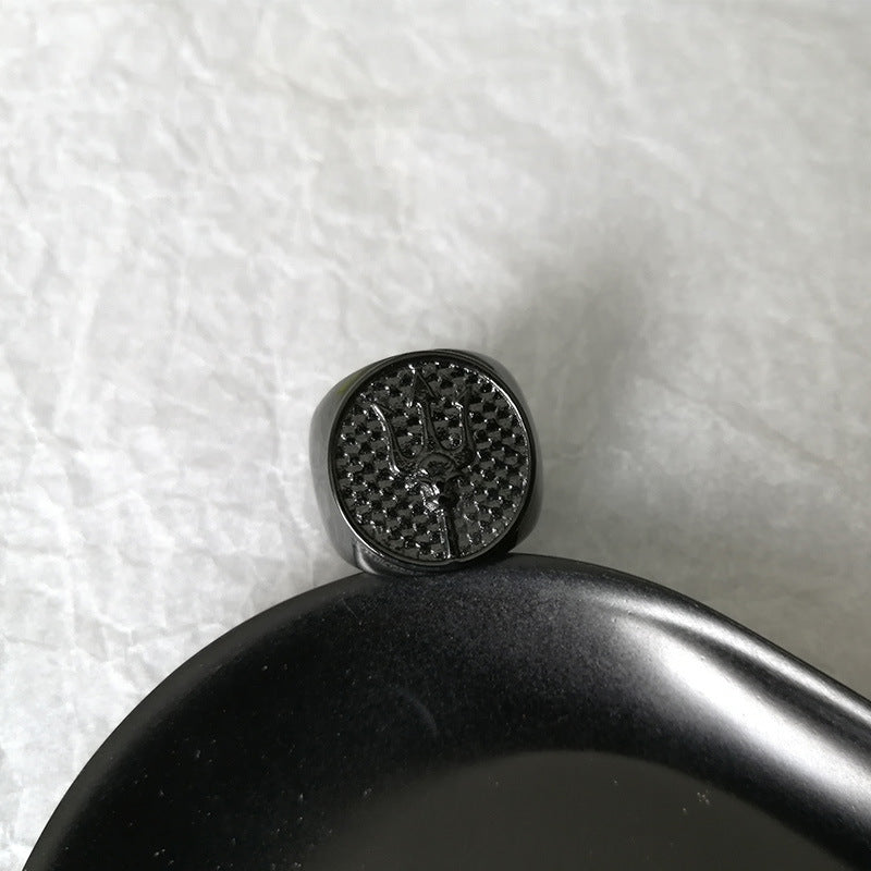 Three Prong Weapon Casting Ring Stainless Steel Europe And America Style Suitable For Collectors For Showpiece