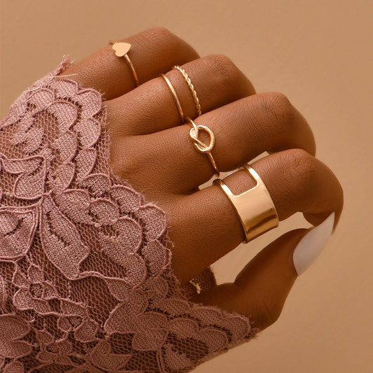 Golden Alloy Ring Set For Women European American Twist Love Rings Party Daily Wear Elegant Stacking Jewelry Style