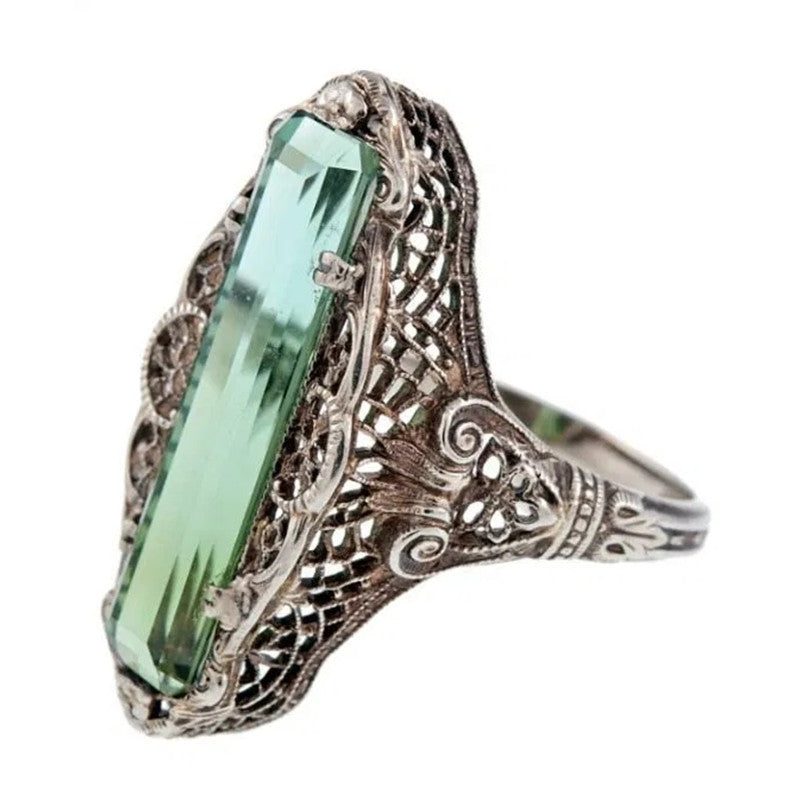 Retro Hollow Pattern Green Zircon Ring For Women Elegant Copper Jewelry Gift Idea Elegant Everyday Accessory X