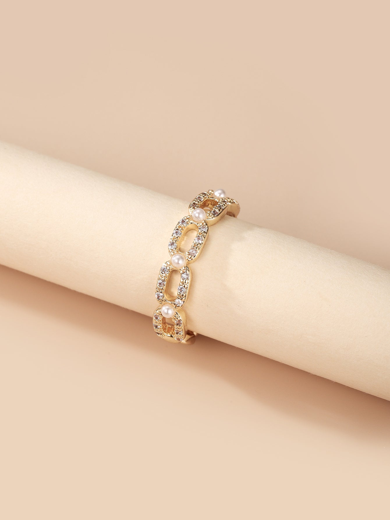 Women Rose Gold Plated Ring With Zircon And Pearl Geometric Design Copper Electroplated Fashion Jewelry Elegant Style