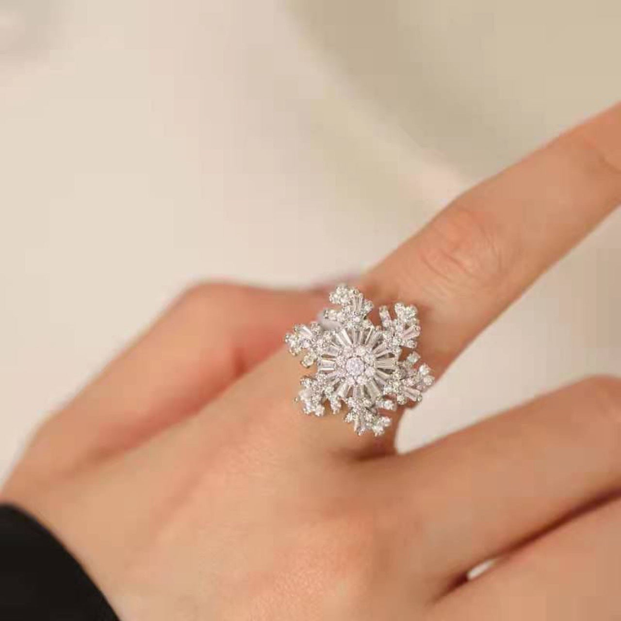 Silver Snowflake Adjustable Metal Ring Creative Design Fashion Jewelry Open Ring For Any Size Comfort Fit Everyday Wear