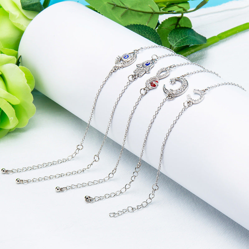 Unisex Alloy Geometric Bracelet With Horseshoe Eyes Palm