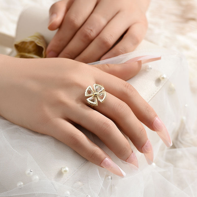 Geometric Copper Ring For Women Stylish Fashion Accessory Jewelry With Modern Design Perfect For Everyday Wear