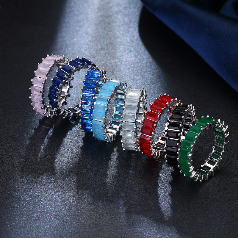 Multicolor circle ring