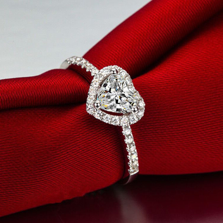 Womens Heart Shape Wedding Ring Alloy Simulated Diamond Micro Set Ring European Individually Packed White Gold