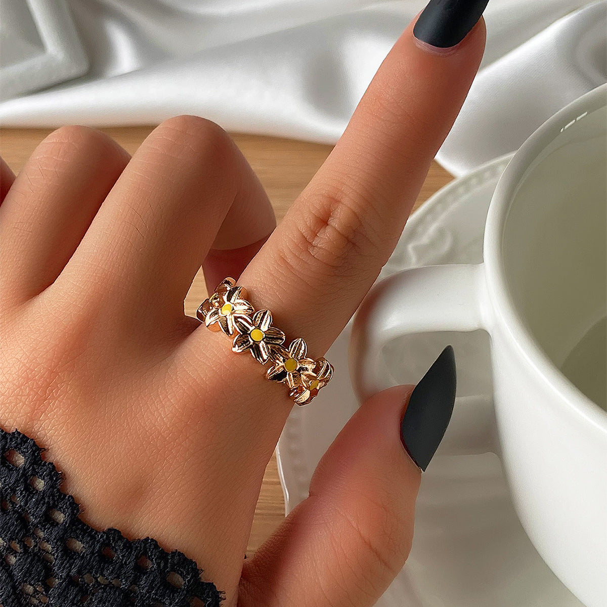 Womens Flower Ring Delicate Electroplated Alloy Fashion Ring Simple Elegant Design Perfect Gift For Her For All