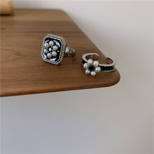 Vintage Black Oil Drop Pearl Flower Ring Metal Simple Geometry Dripping Oil Square Open Rings Women Adjustable