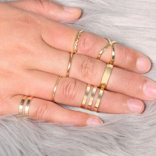 Gold Geometric Ring For Women Alloy Threaded Band Not Inlaid European Fashion Jewelry Geometric Mosaic Shines